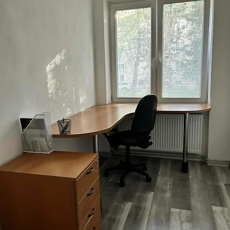 3 Izbovy Na Kratkodoby Prenajom شقة *